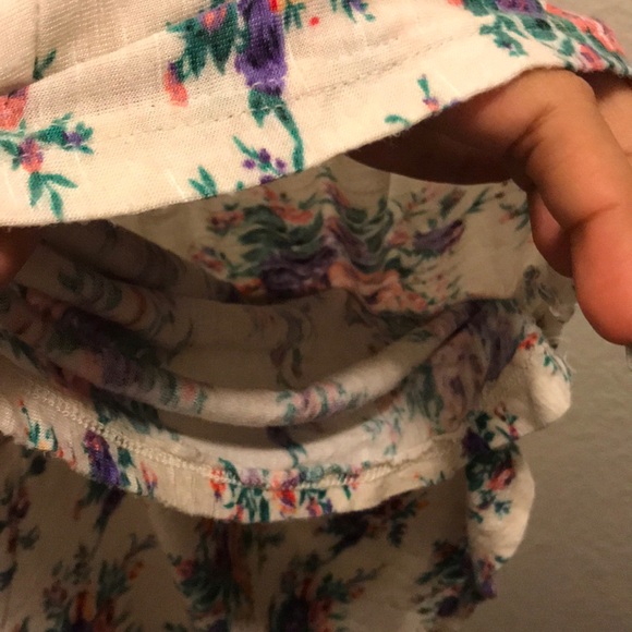 Floral Flowy Top - Picture 6 of 7